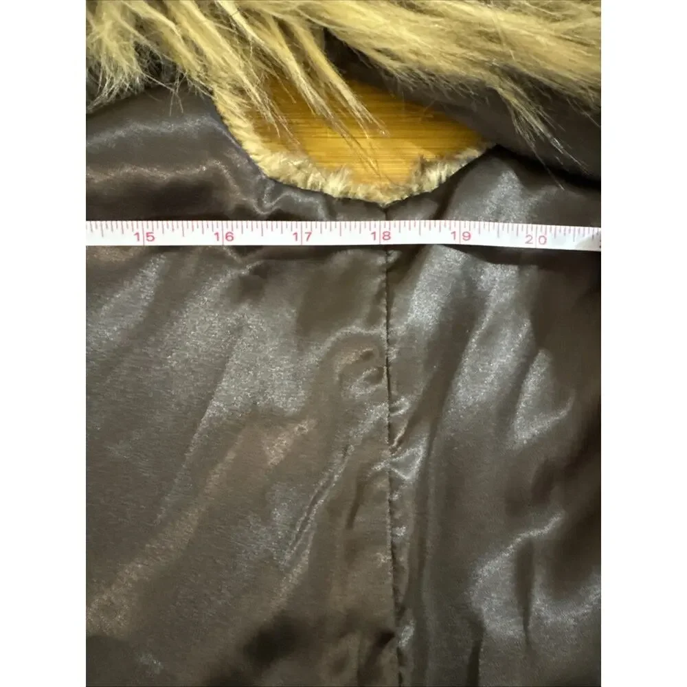 Powder River Outfitters Faux Fur Vest - Woman’s S  - Y2K Boho Indie